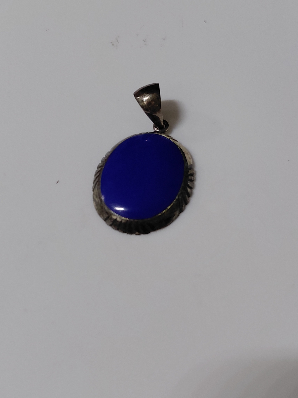 Vintage Sterling Silver Oval Blue Lapis Pendant.